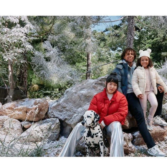 No Boundaries Silver High Rise Metallic Wide Leg Cargo Pants Sz XXS or S NWT - Picture 4 of 4